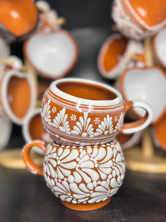 Round Talavera mug