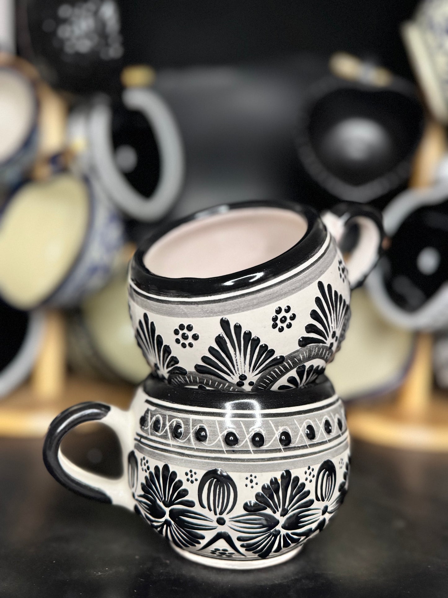 Round Talavera mug