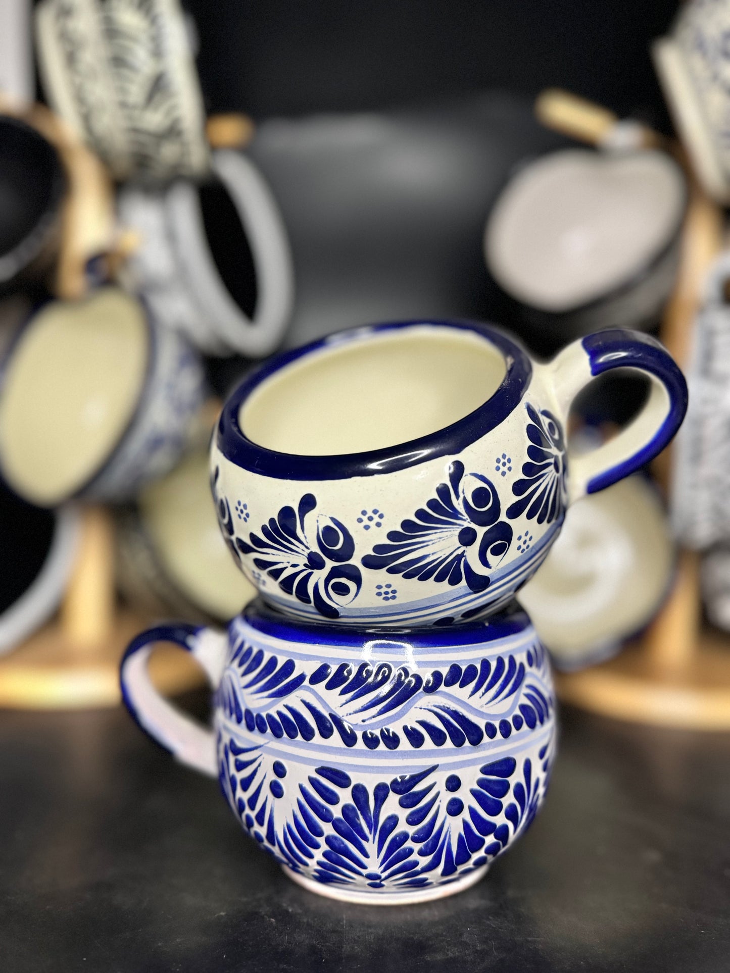 Round Talavera mug